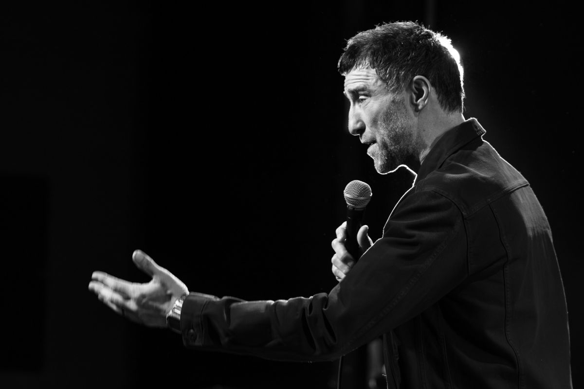 Andrew Bird: On Edge Tour - AT PARABOLA ARTS CENTRE